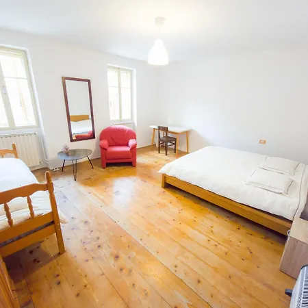 Holiday home Apartma Florent